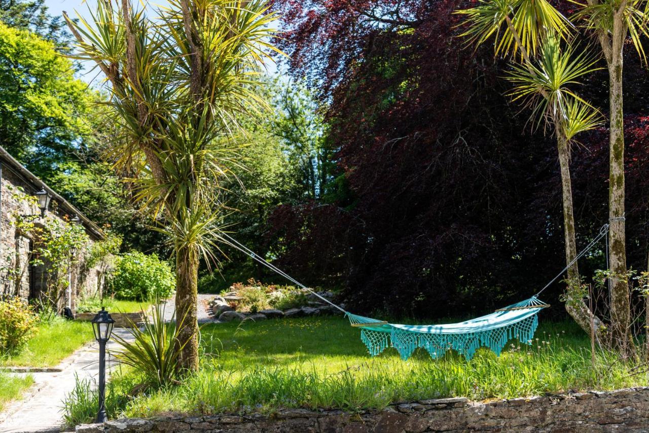 Ferienhaus Ardnavaha House - Poolside Clonakilty